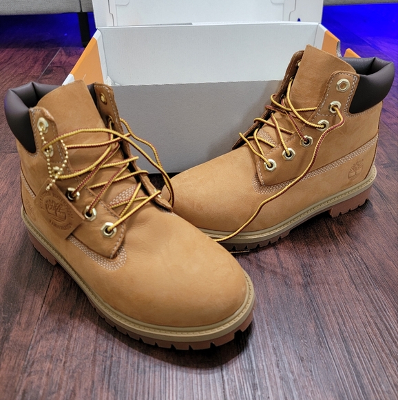 Timberland Boots - Picture 2 of 10